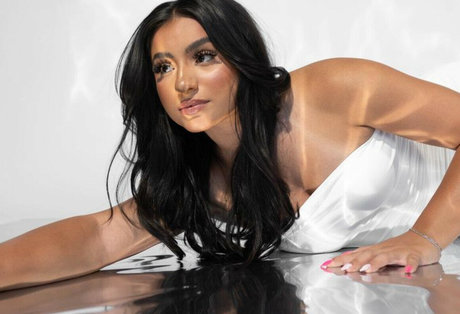 Tatiana McQuay estrella perfecta galerías