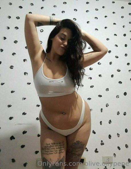 olive oilypepe desnudos de estrellas fotos