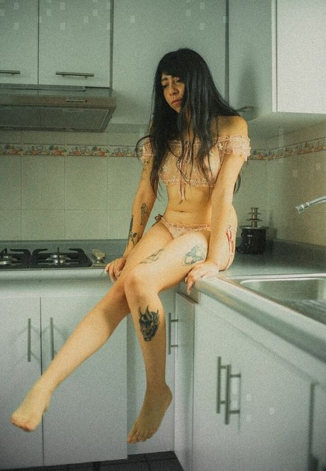 Basoofia nude pornstar gallery