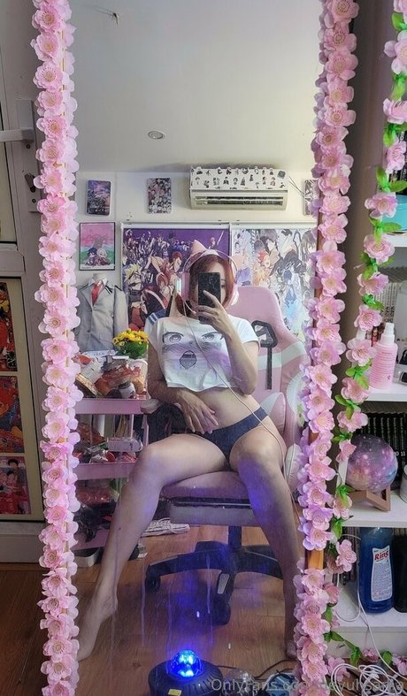 Neyu H Cosplay actriz imagen