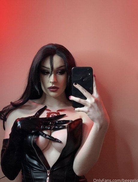 Vexedvirgo top model pictures