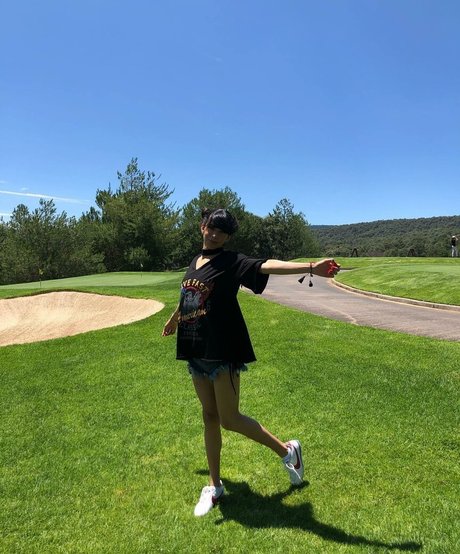 Gabrielle M profile image