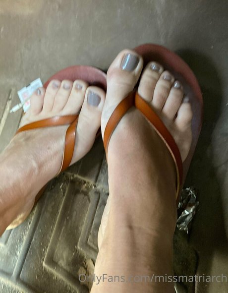 missmatriarch modelo de alta calidad imagen