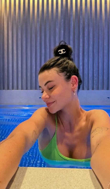 miiriiamherrero star du porno xxx des photos