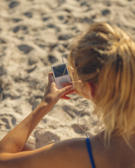 Klarahellqvistt bonita modelo archivo