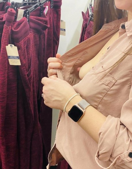 NipplyNurse actriz galería