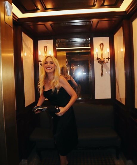 Barbara Alyn Woods estrella agradable galería