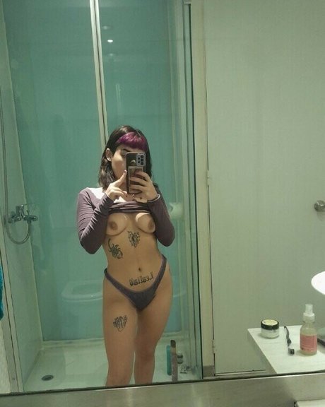 venussandreitax star nude photos