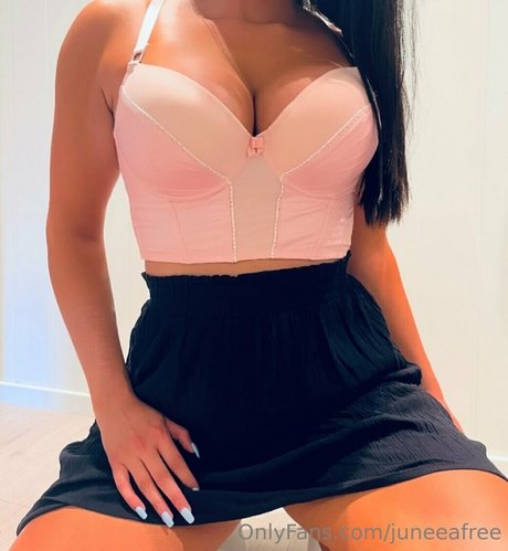 juneeafree porn actress galleries