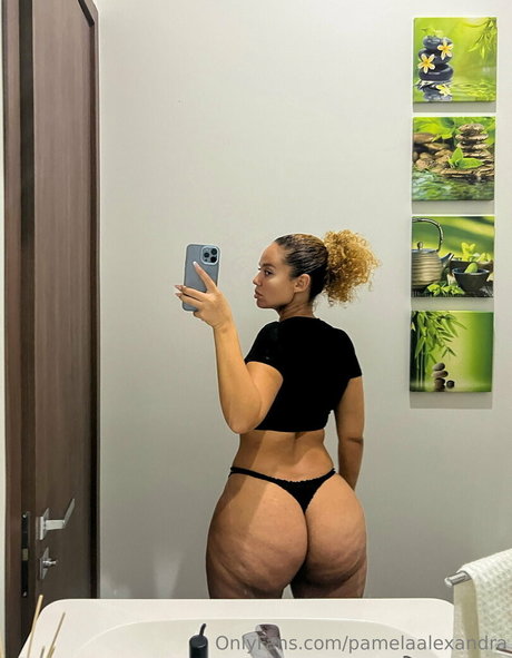 pamelaalexandra pornstar image