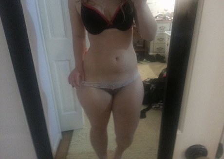 hahawhyamidoingthis modèle de sexe photo