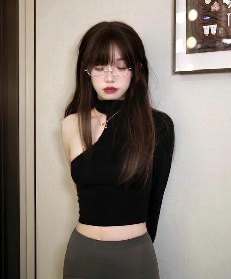 Shaomaibb nudes star photo