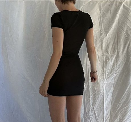 Courtney Mawhorr desnudos de estrellas imágenes