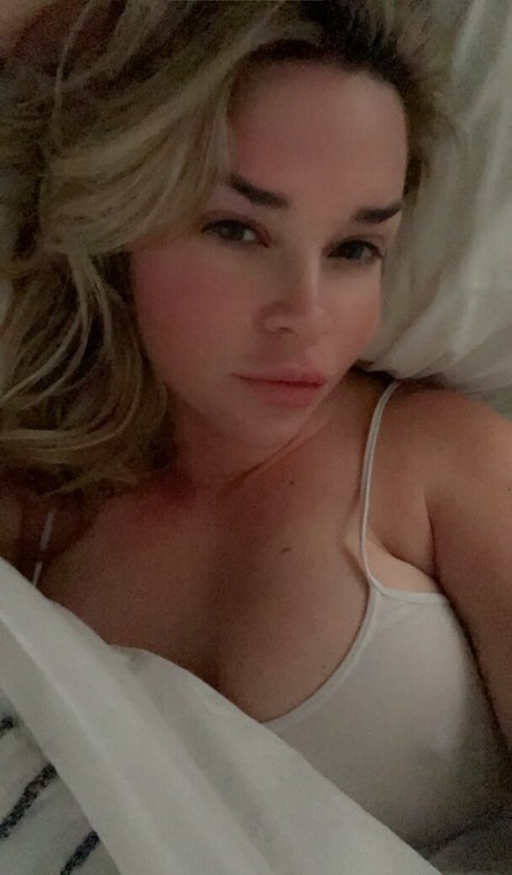 sjbasically nudes model photos