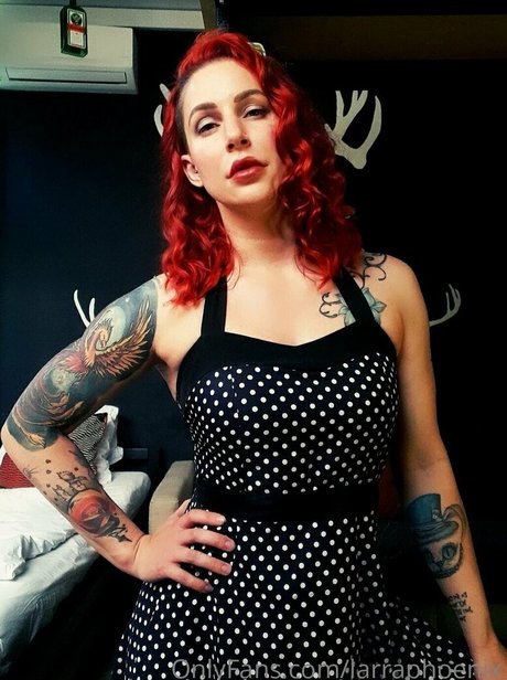 arielrhoades pornstar adult picture