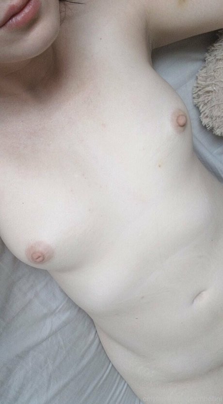 peachbellini star du porno en haute qualité image