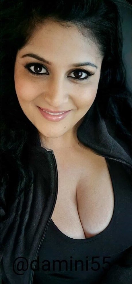 Damini Arora model pics