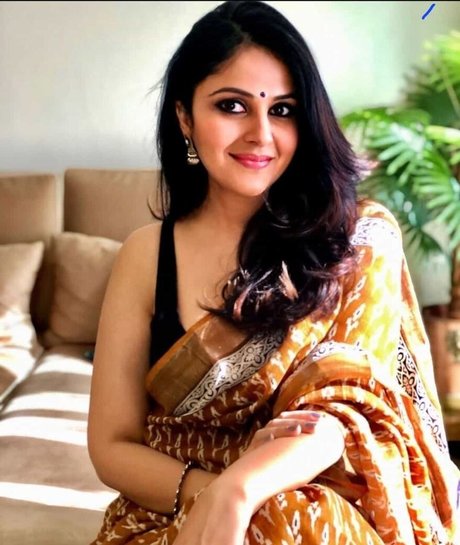 Damini Arora haut étoile galeries