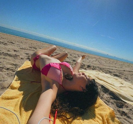 Gali Golan art de star du porno des photos