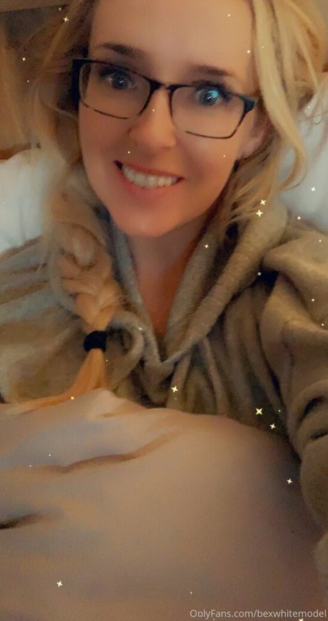 Bexwhitemodel actrice adulte des photos