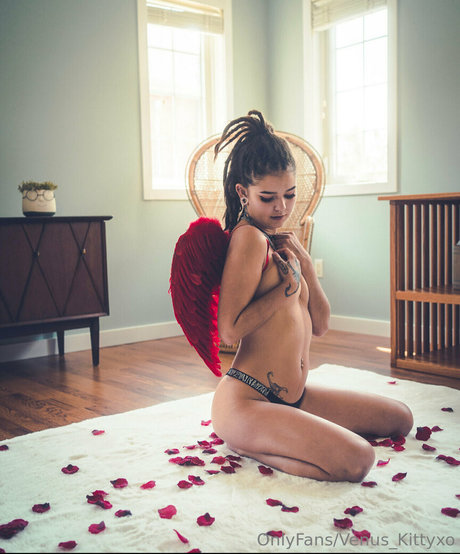 venus kittyxo Miniatura