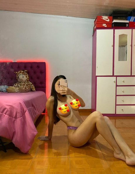 Tessa Madsen actriz de desnudos imagen