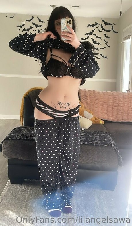 lilangelsawa estrella porno desnuda imágenes