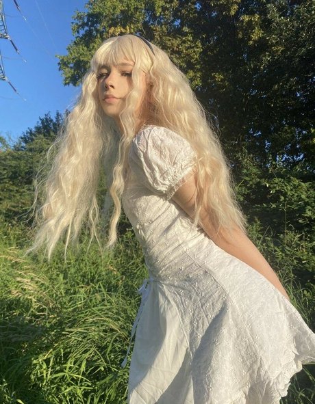 Haltsmanu xxx estrella porno foto