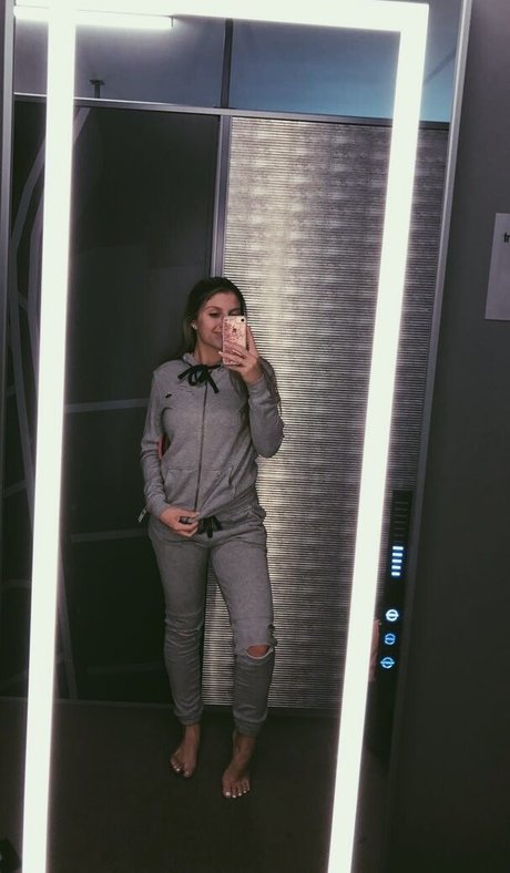 Jordan Lewis estrella sexy galería