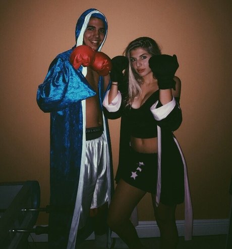 Jordan Lewis modèle xxx img