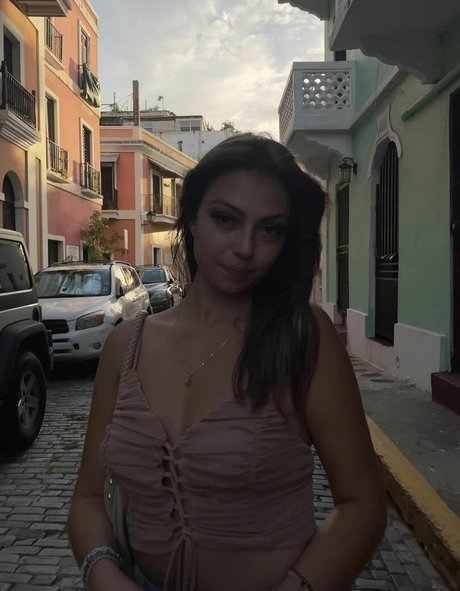 Elena Lukin sexe de star du porno image