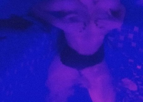 Osamochka estrella porno foto