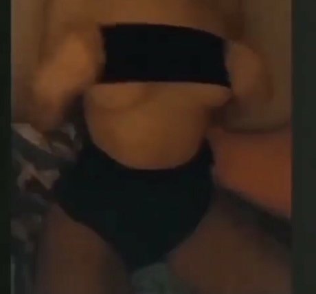 Osamochka modèle artistique galerie