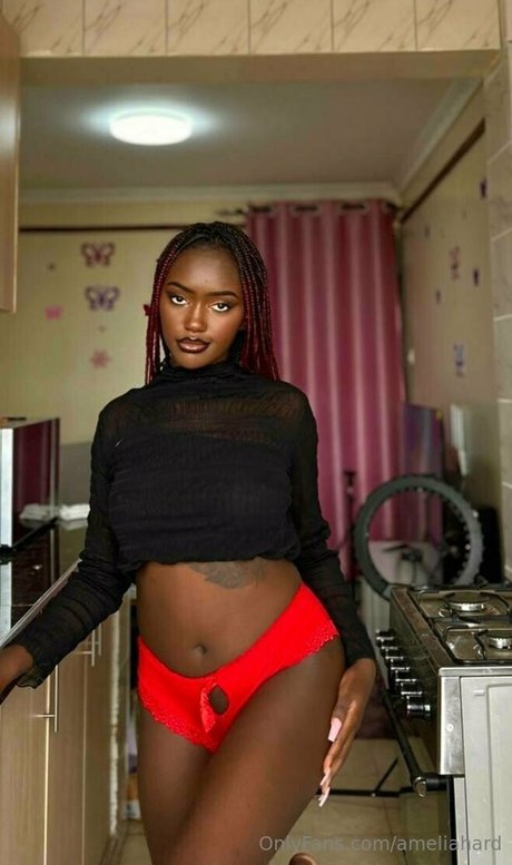 ameliahard actriz desnuda archivo