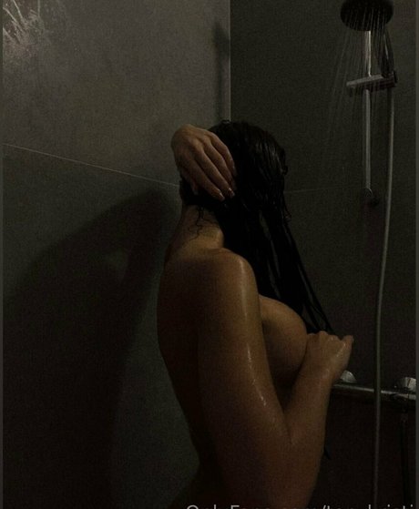 kris top actrice de nus galeries