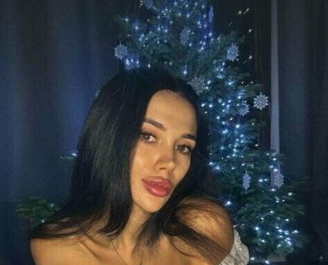 kris top actriz atractiva imagen