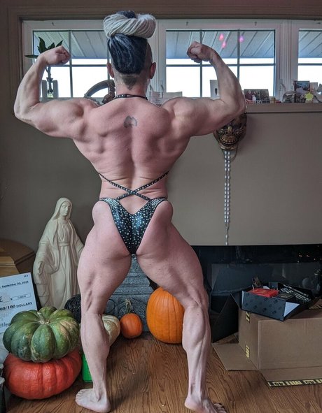 Anjie modèle nu collection