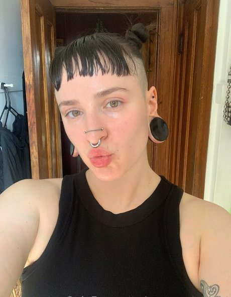 nyxxx at night actrice de nus des photos