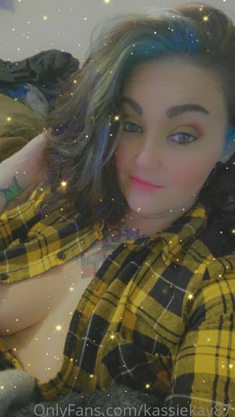 kassiekay87 estrella exclusiva imágenes