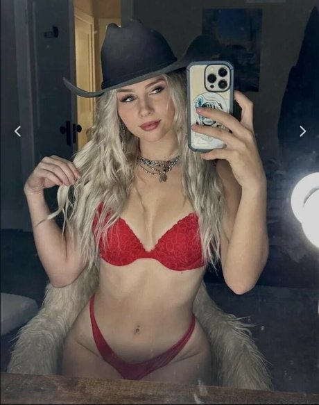 lindsaybercosky estrella erótica galerías