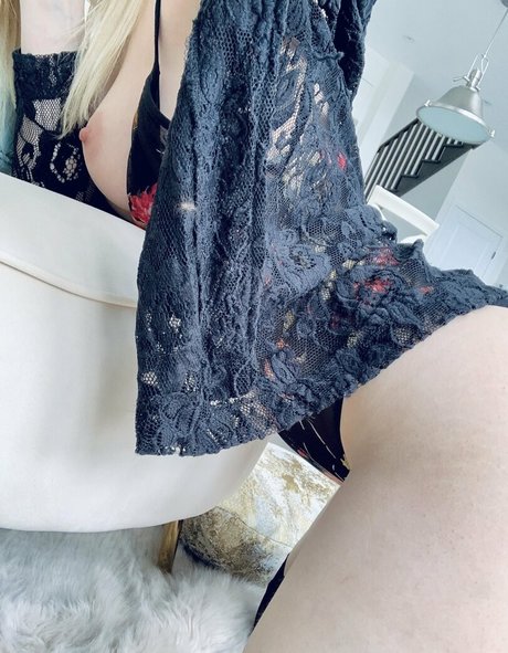 cutieblonde18 actrice nue images