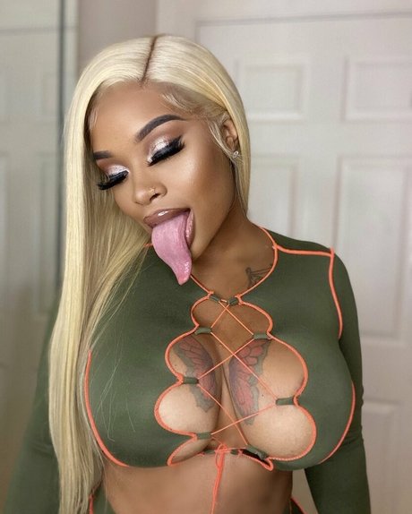 Long Tongue Fetish estrella porno agradable fotos