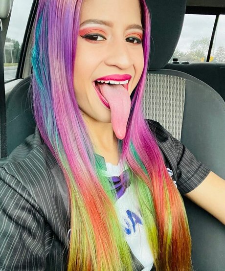 Long Tongue Fetish star du porno gratuite img