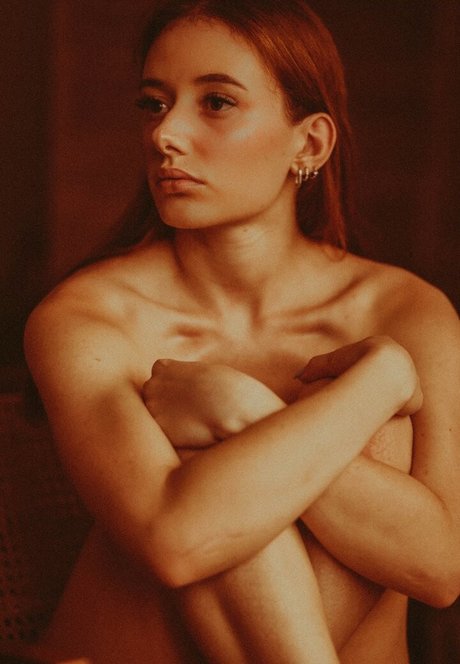 Long Tongue Fetish Miniatura