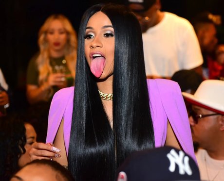 Long Tongue Fetish star érotique archive