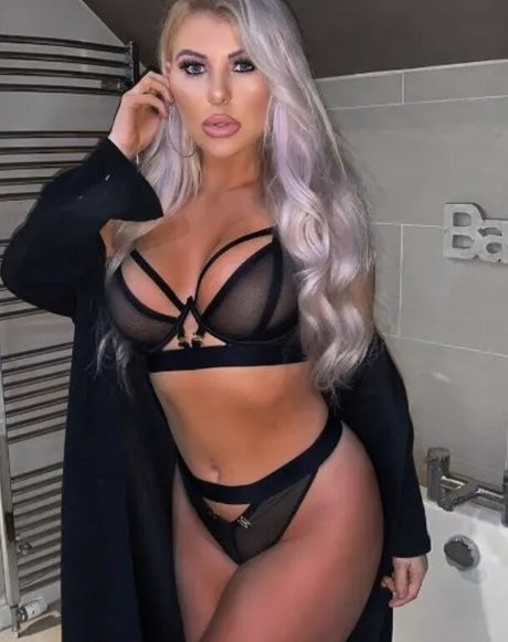 Chloe Gabrielle Chaloner model sex photo