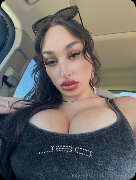 tshavenrose actriz caliente fotos