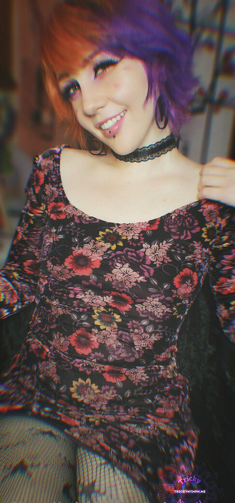 trickynymph modèle nu photo