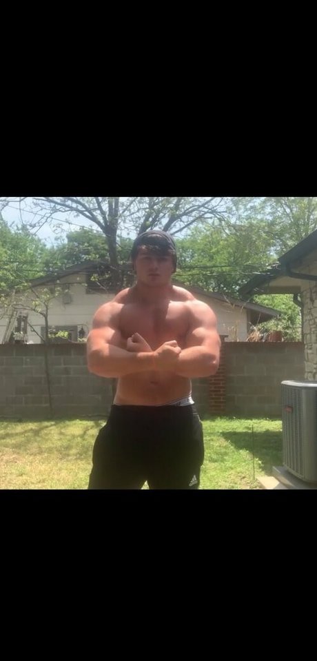 jamietylerflex hermosa modelo foto