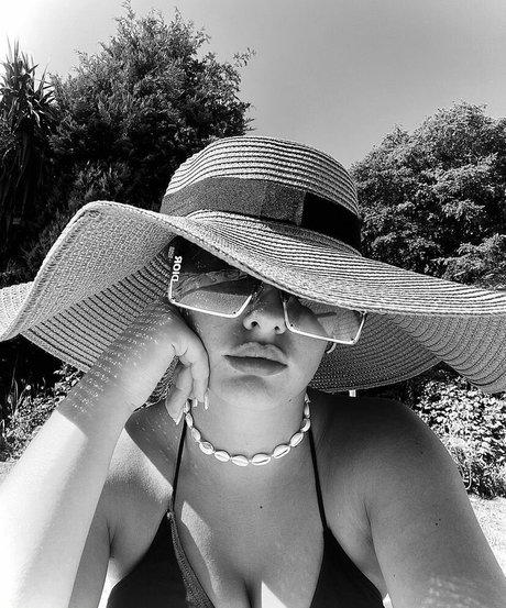 Sydney Etherington modelo de alta calidad galería